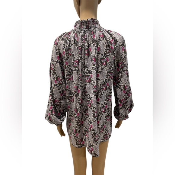 RUNGOLEE Aspen Floral Patterned Blouse with Pink Accents size M - Picture 4 of 4